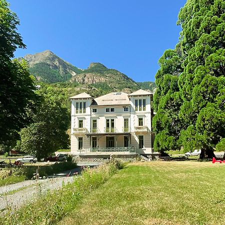 Suite Dans Villa Mexicaine Jausiers Exterior photo