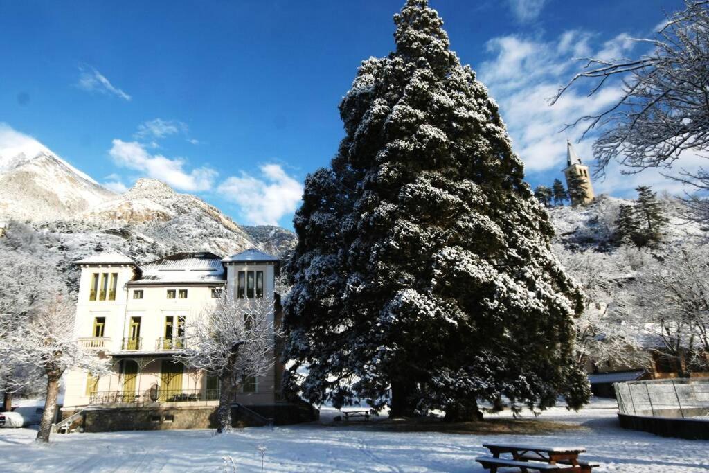 Suite Dans Villa Mexicaine Jausiers Exterior photo